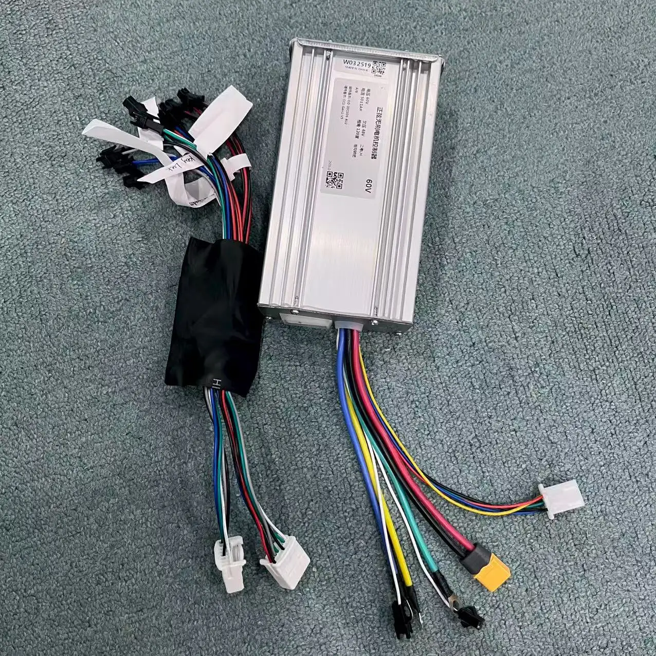 Good Quality 60V 5600W 6000W E - 60V 5600W Dual Motor Electric Scooter 评论和价格